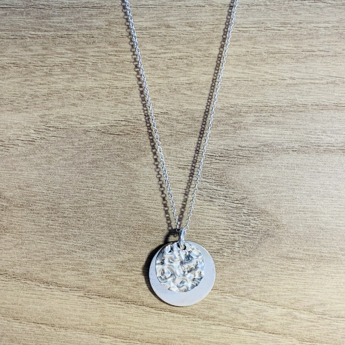 Collier Eos